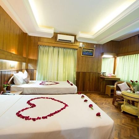 The Hotel Emperor Mandalay Eksteriør bilde